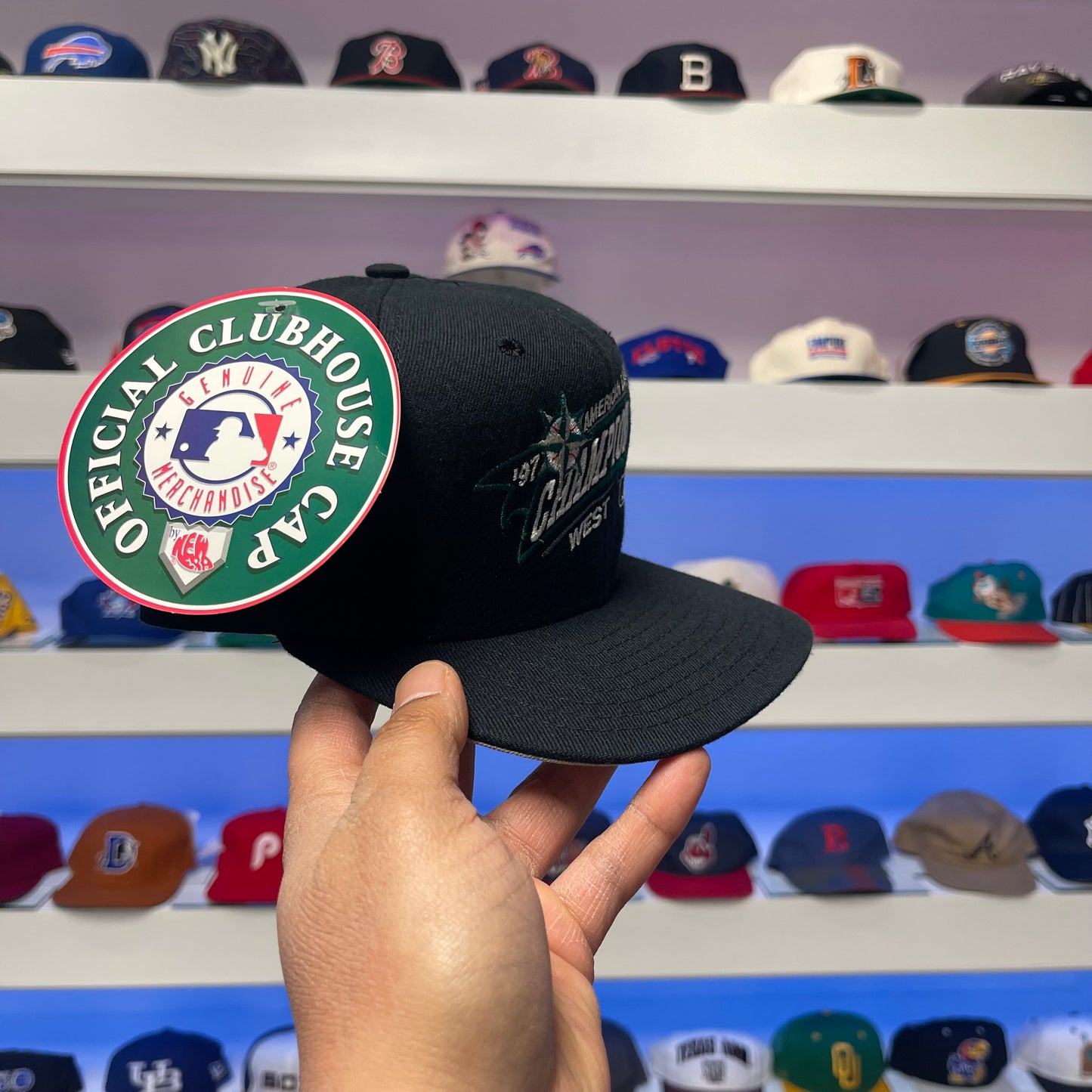 Vintage 1997 MLB Seattle Mariners AL West Champions Wool Snap Back