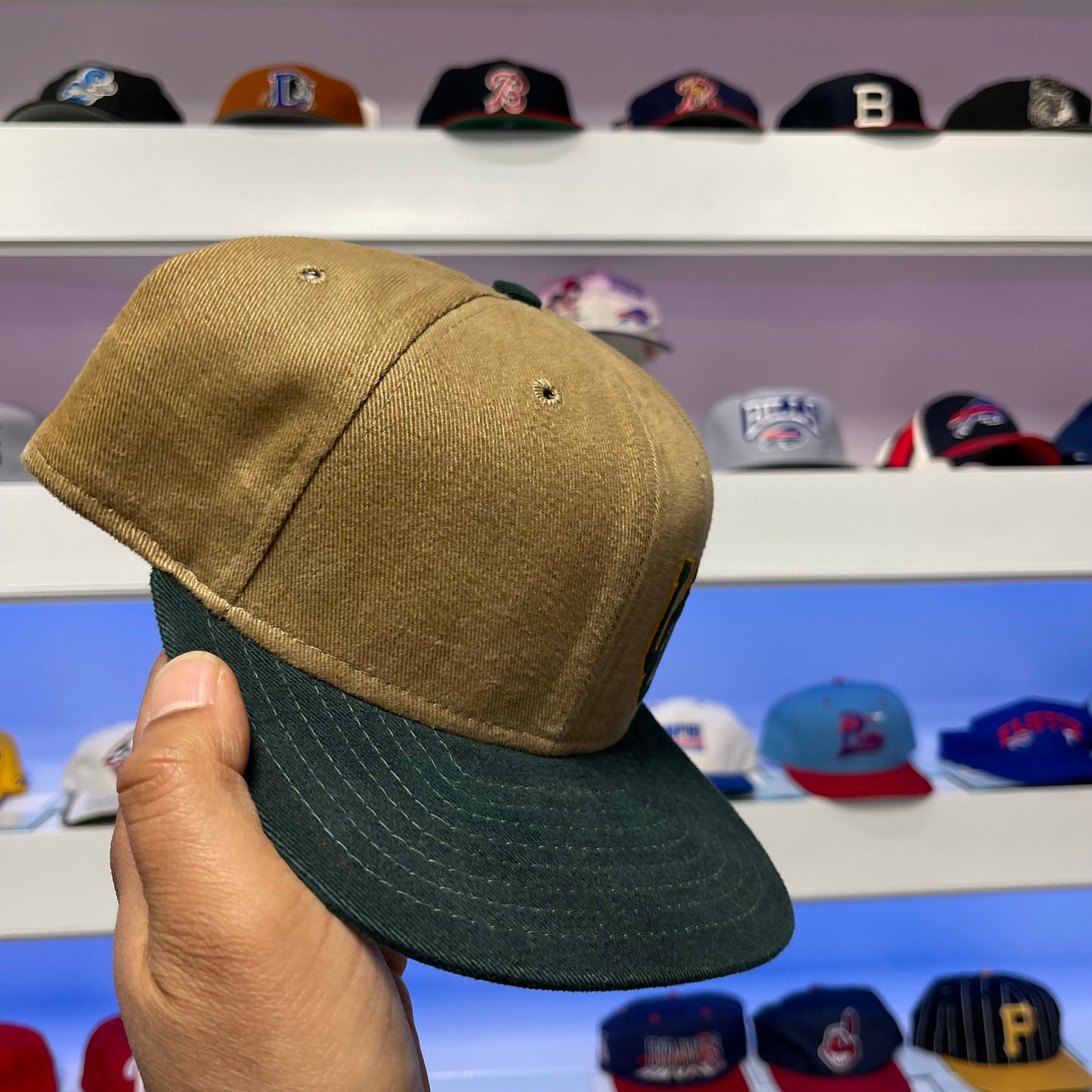 Vintage 1990s NCAA Oregon Ducks Snap Back