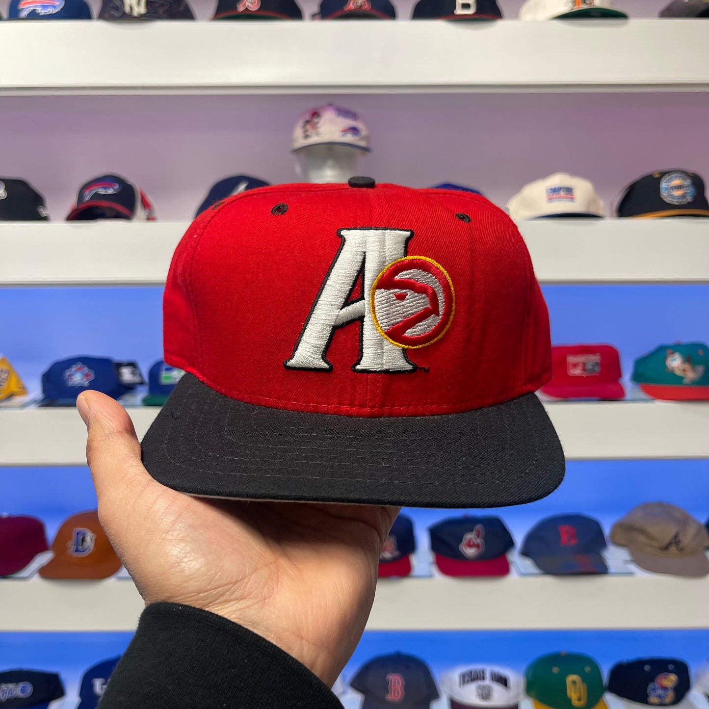 Vintage 1990s NBA Atlanta Hawks Wool Snap Back