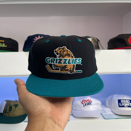 1990s Defunct Denver Grizzlies IHL New Era Fitted Size 7 1/8