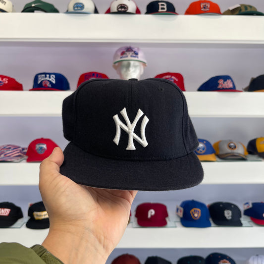 Vintage New York Yankees Wool Fitted Size 7 3/8
