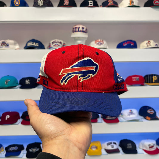 Vintage 1990s NFL Buffalo Bills Pro Player Snap Back