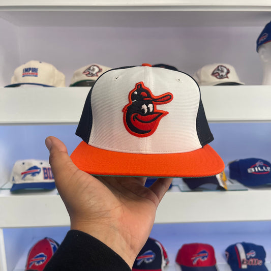 Vintage MLB Baltimore Orioles Nylon Snap Back