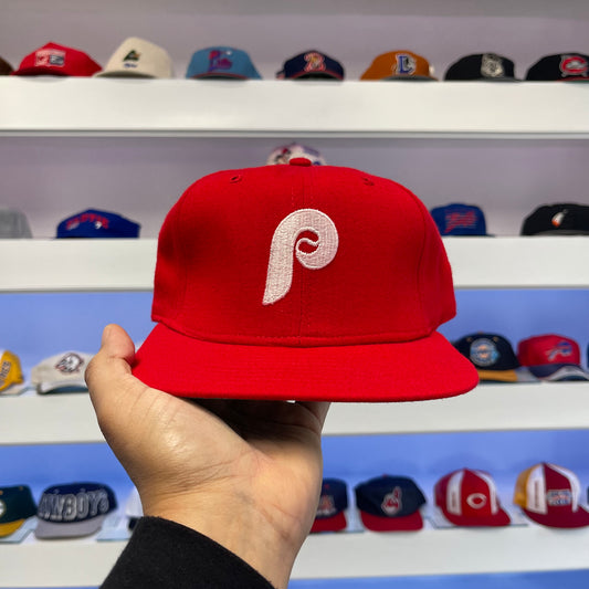 Vintage MLB Philadelphia Phillies Wool Fitted Size 7 3/8