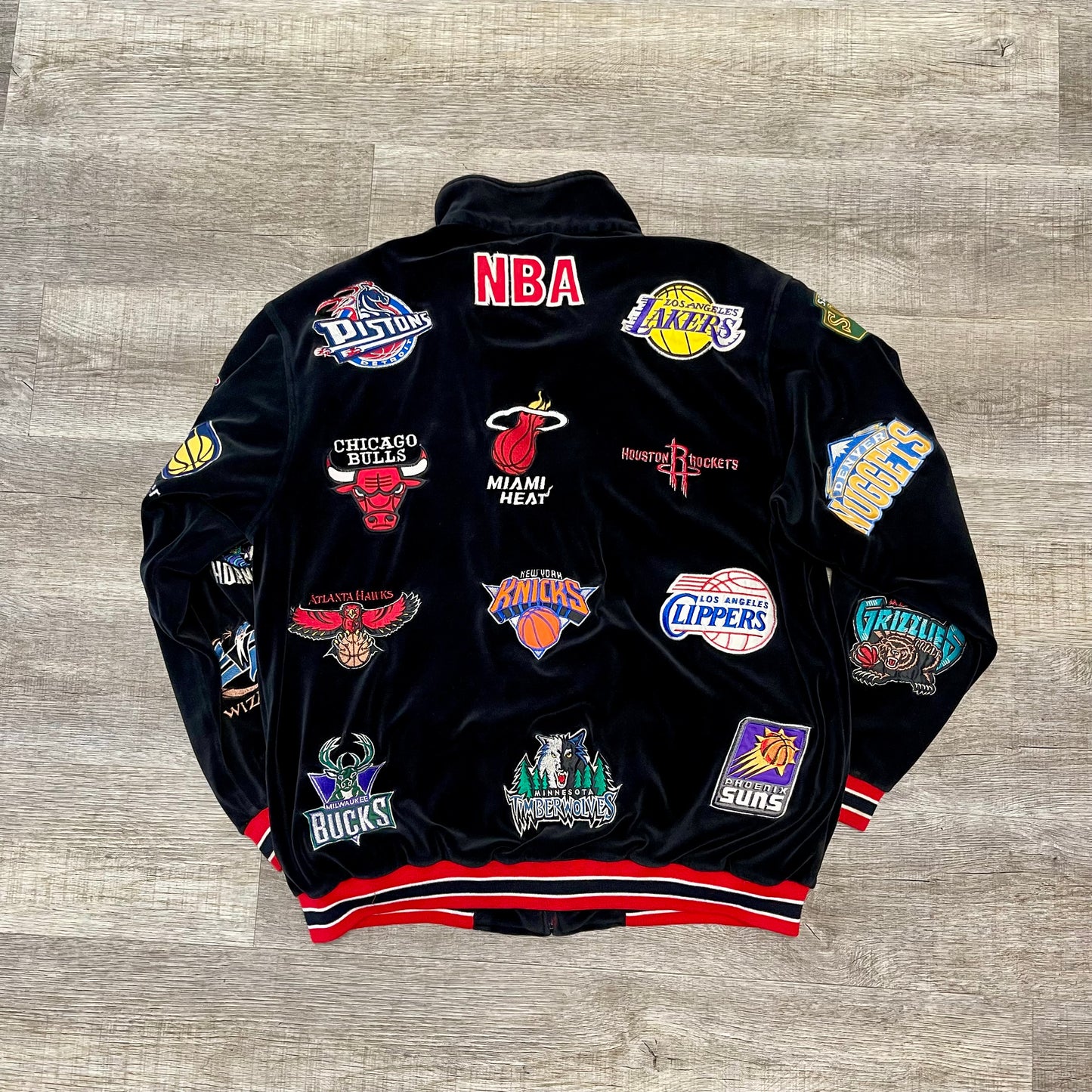 Vintage NBA All-Over Team Logo Jacket Size XL