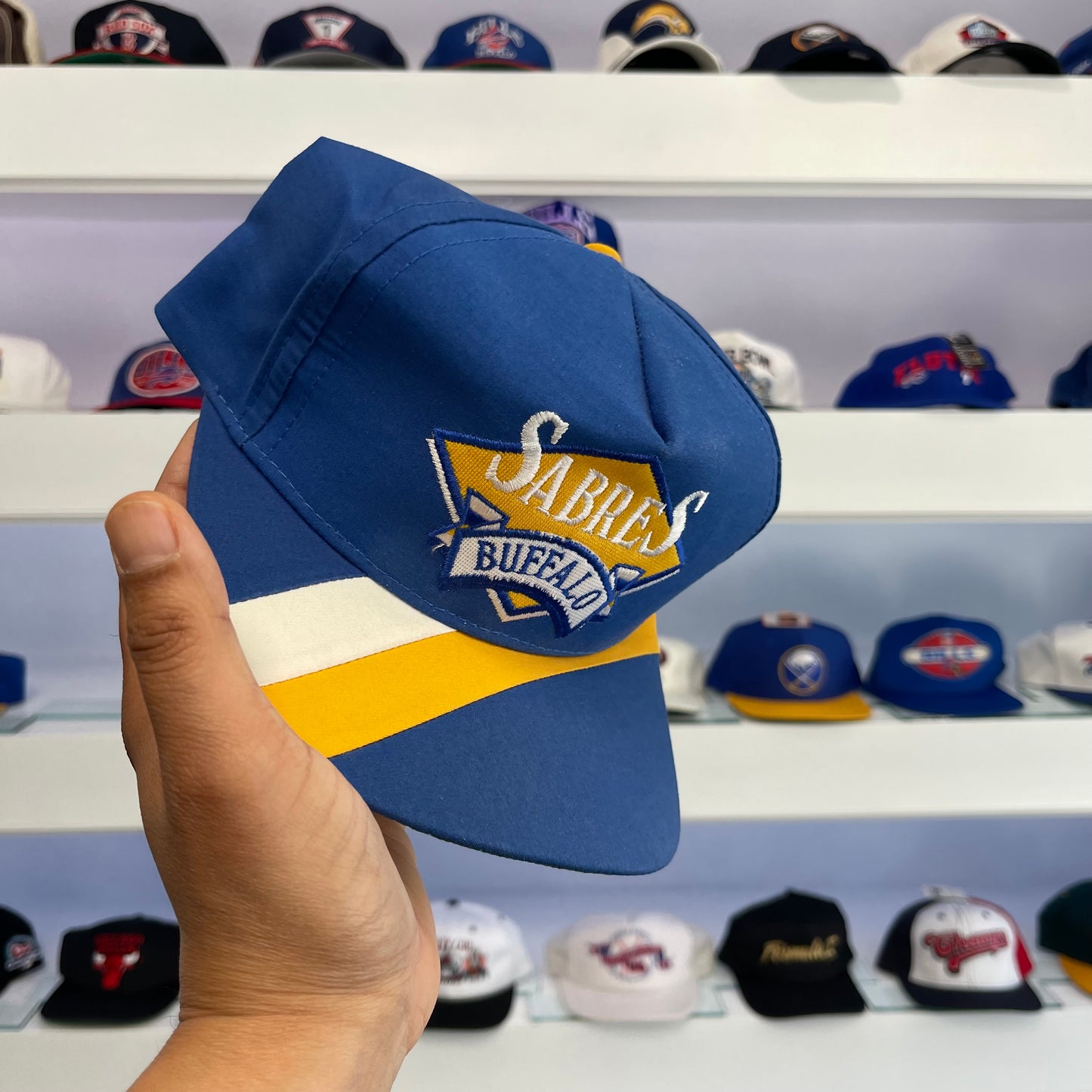 Vintage 1990s NHL Buffalo Sabres Twill Snap Back
