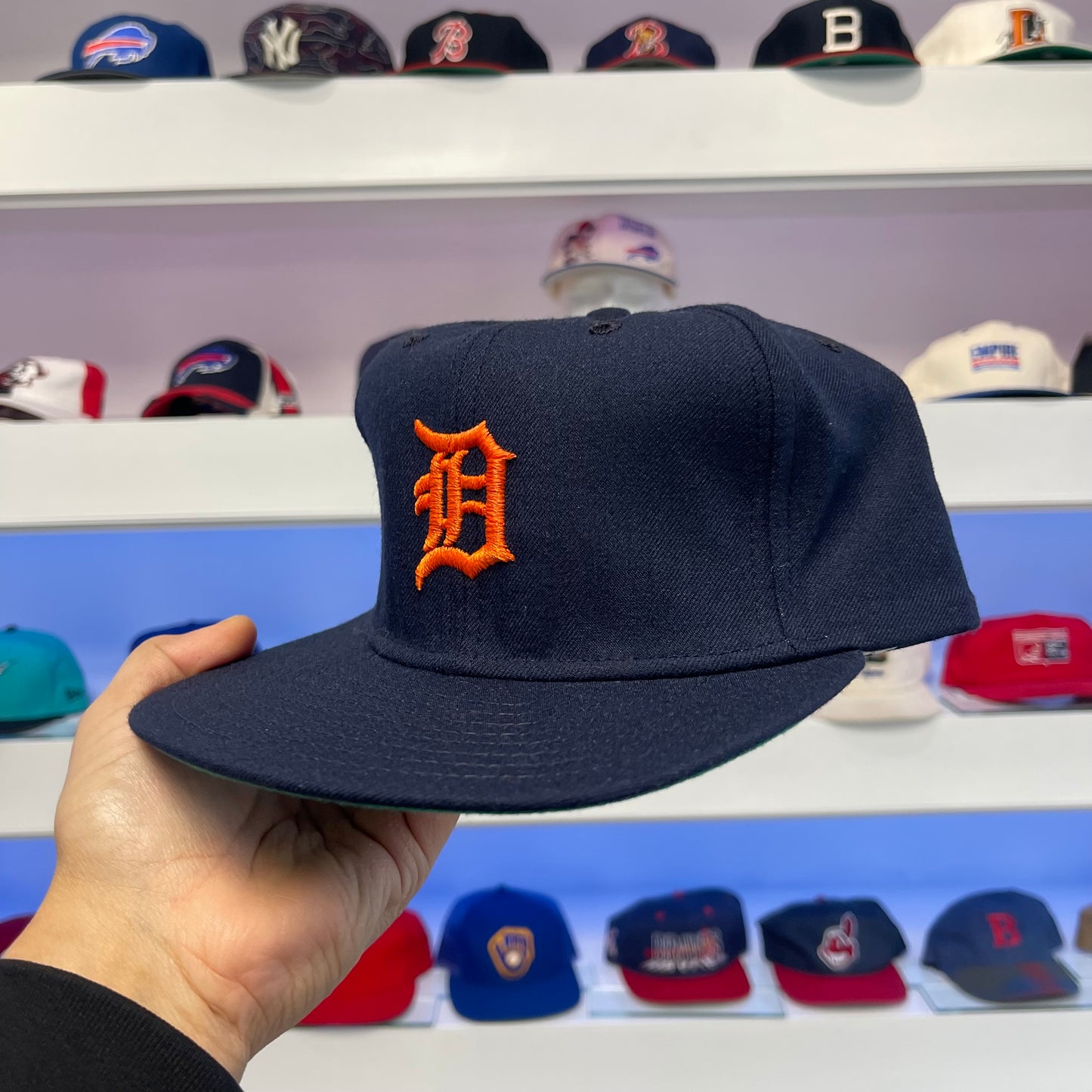 Vintage 1990s MLB Detroit Tigers Orange Logo Wool Snap Back