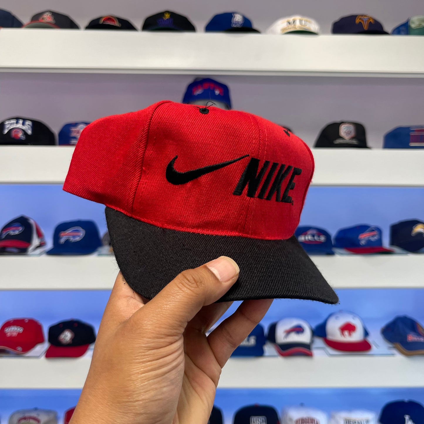 Vintage 1990s Nike Snap Back