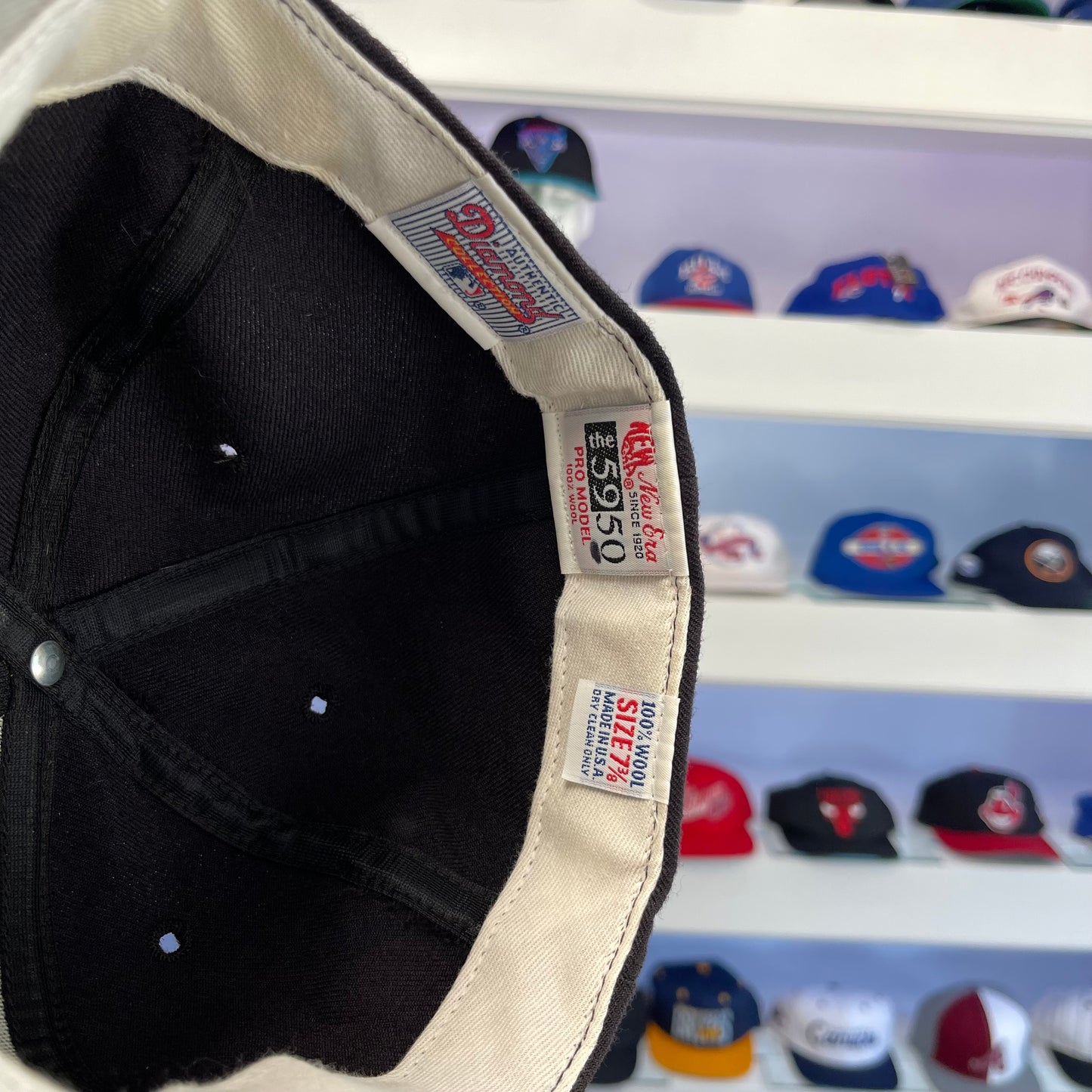 Vintage MLB Boston Red Sox Wool Fitted Size 7 3/8
