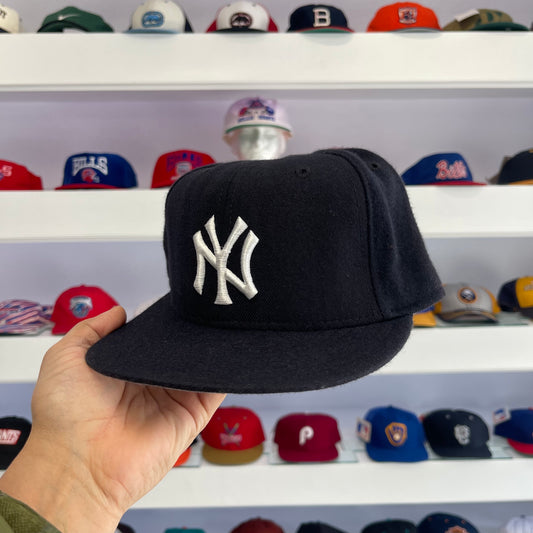 Vintage New York Yankees Wool Fitted Size 7 3/8