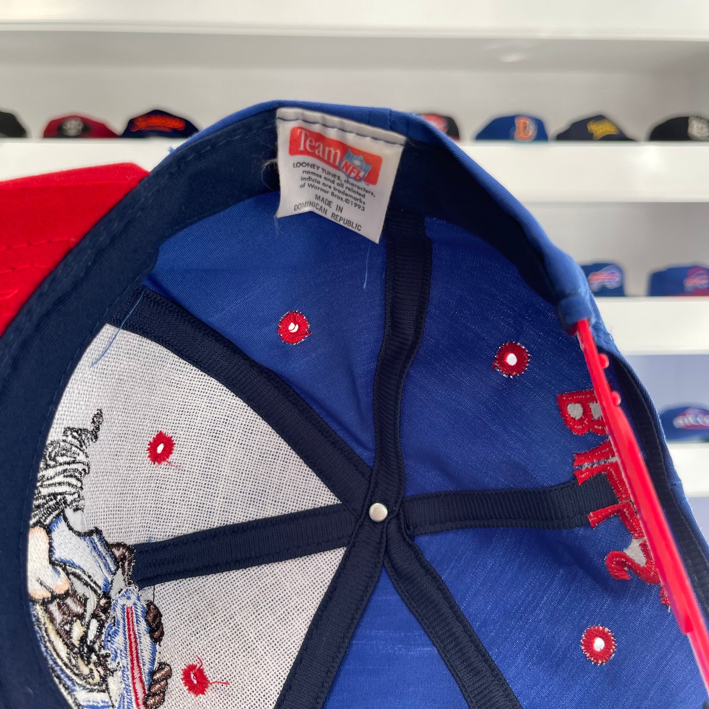 Vintage 1990s Buffalo Bills Tasmanian Devil Looney Tunes Twill Snap Back