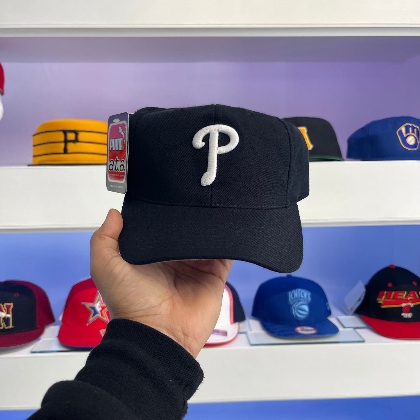 Vintage MLB Philadelphia Phillies Puma Snap Back