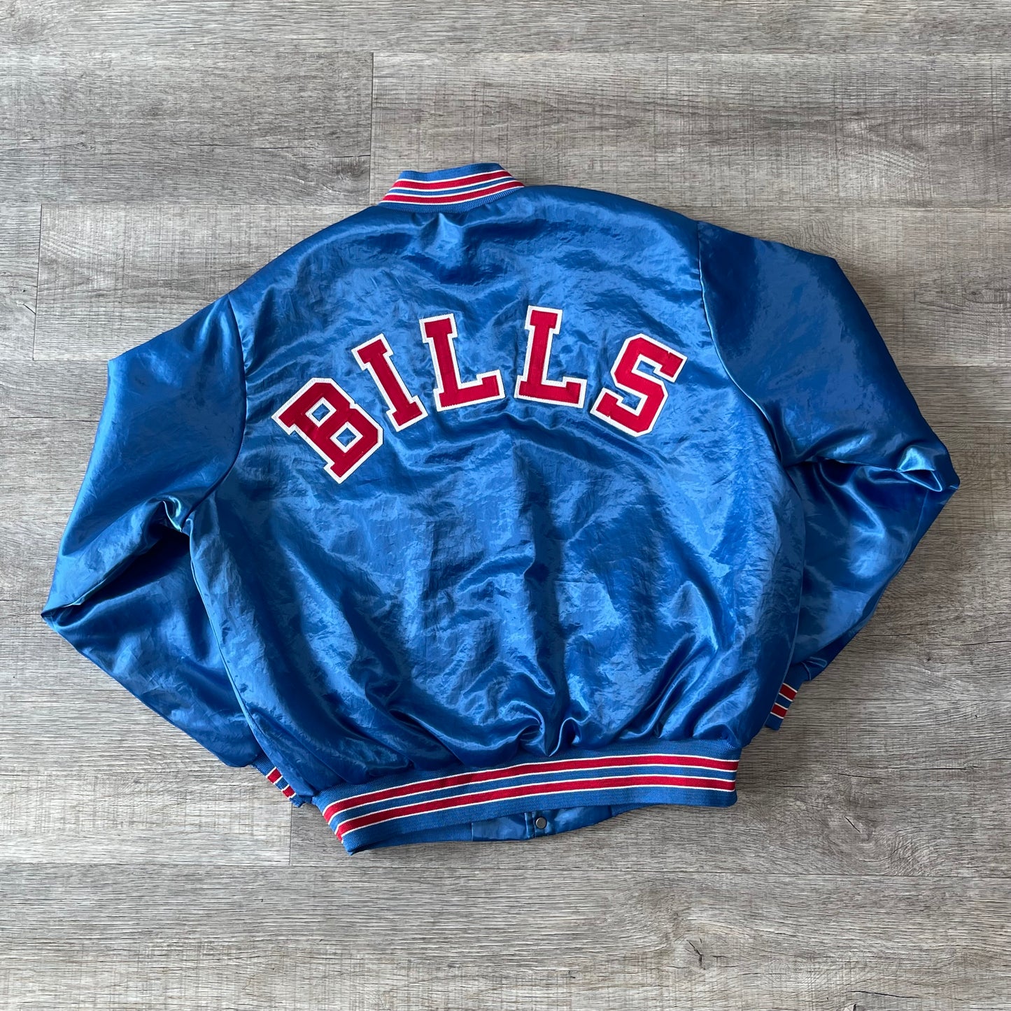 Vintage 1990s Buffalo Bills Chalk Line Satin Jacket Size XL