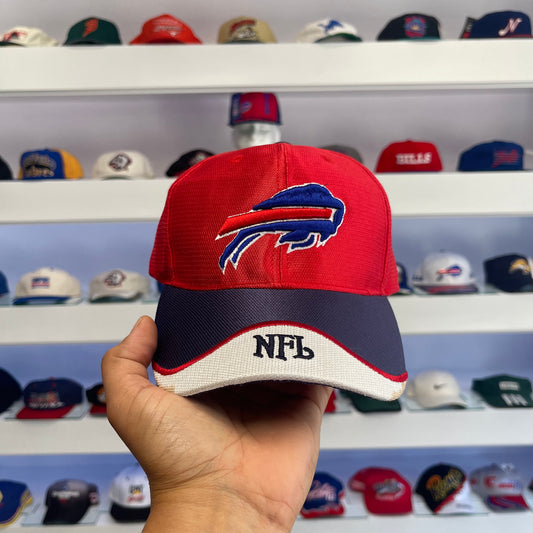Vintage Y2K Buffalo Bills Curve Brim Strap Back
