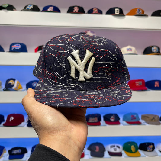 Vintage Y2K MLB New York Yankees Fitted Size 7 1/2