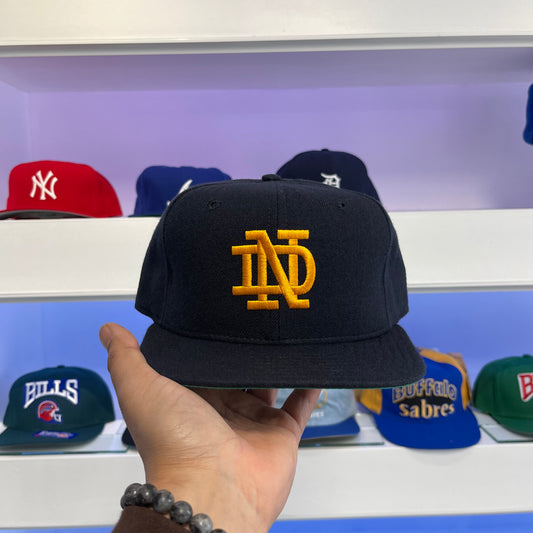 Vintage 1990s NCAA Notre Dame Fighting Irish New Era Wool Fitted Size 7 3/4