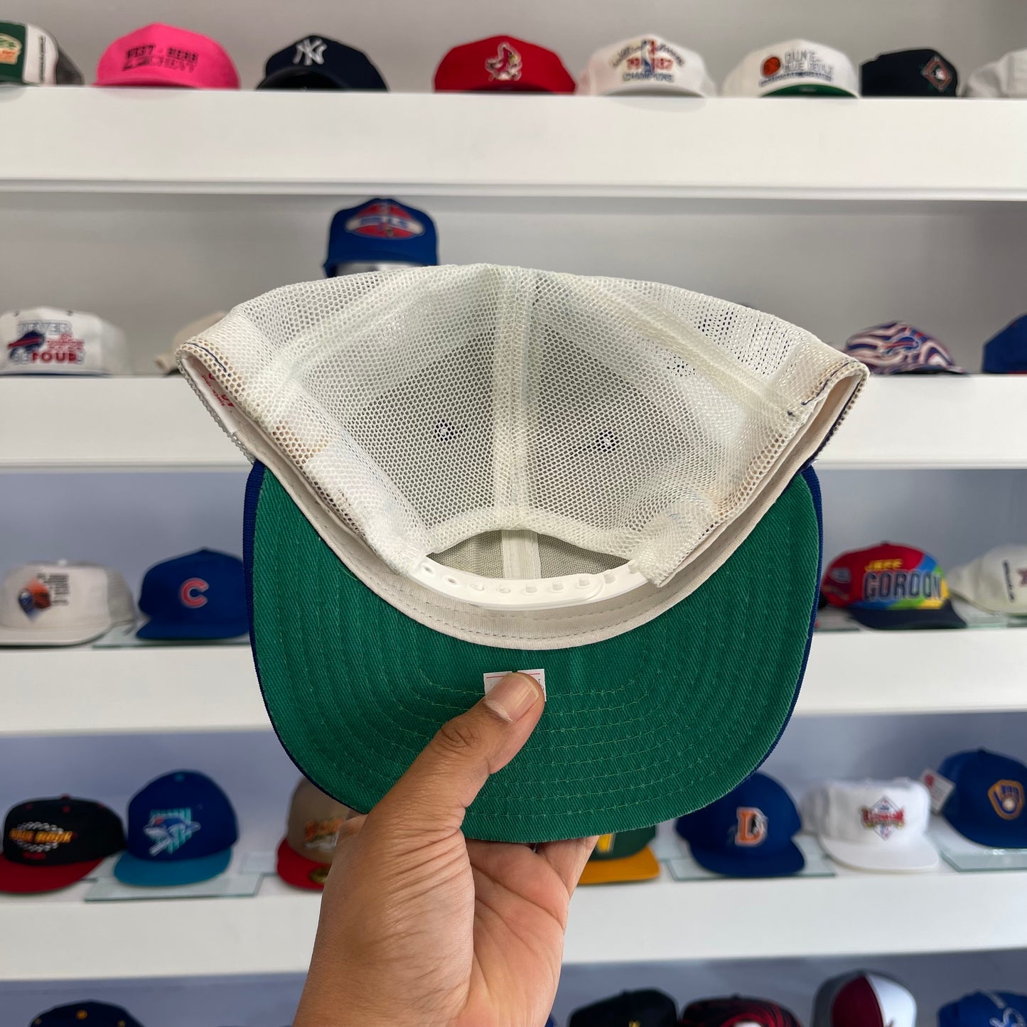 Vintage 1990s NFL Buffalo Bills Snap Back trucker Hat