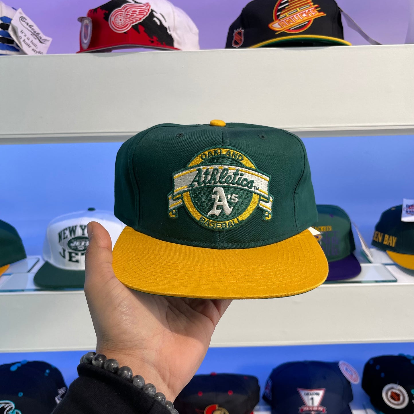 Vintage NFL Oakland Athletics New Era Twill Snap Back New