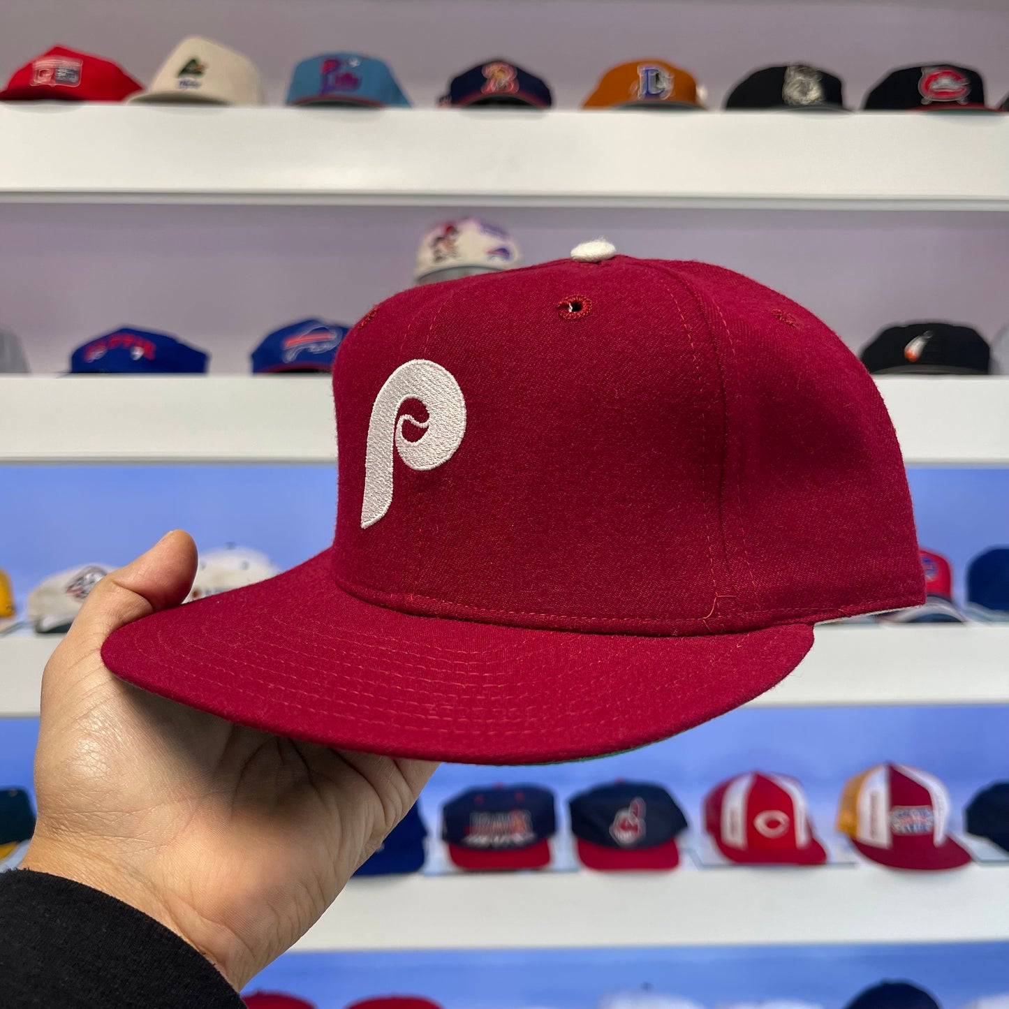 Vintage MLB Philadelphia Phillies Maroon Wool Fitted Size 7 1/2