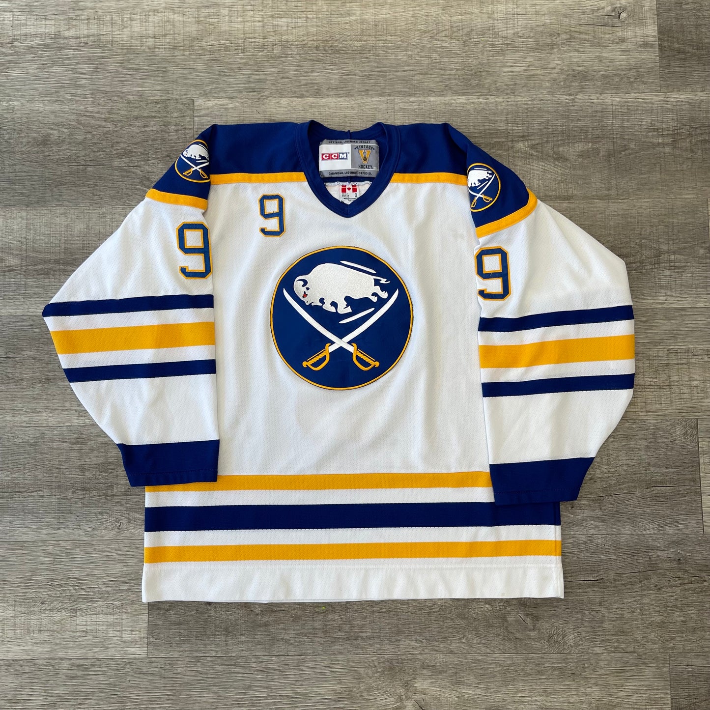 Vintage NHL Derek Roy Buffalo Sabres CCM Jersey Size XL