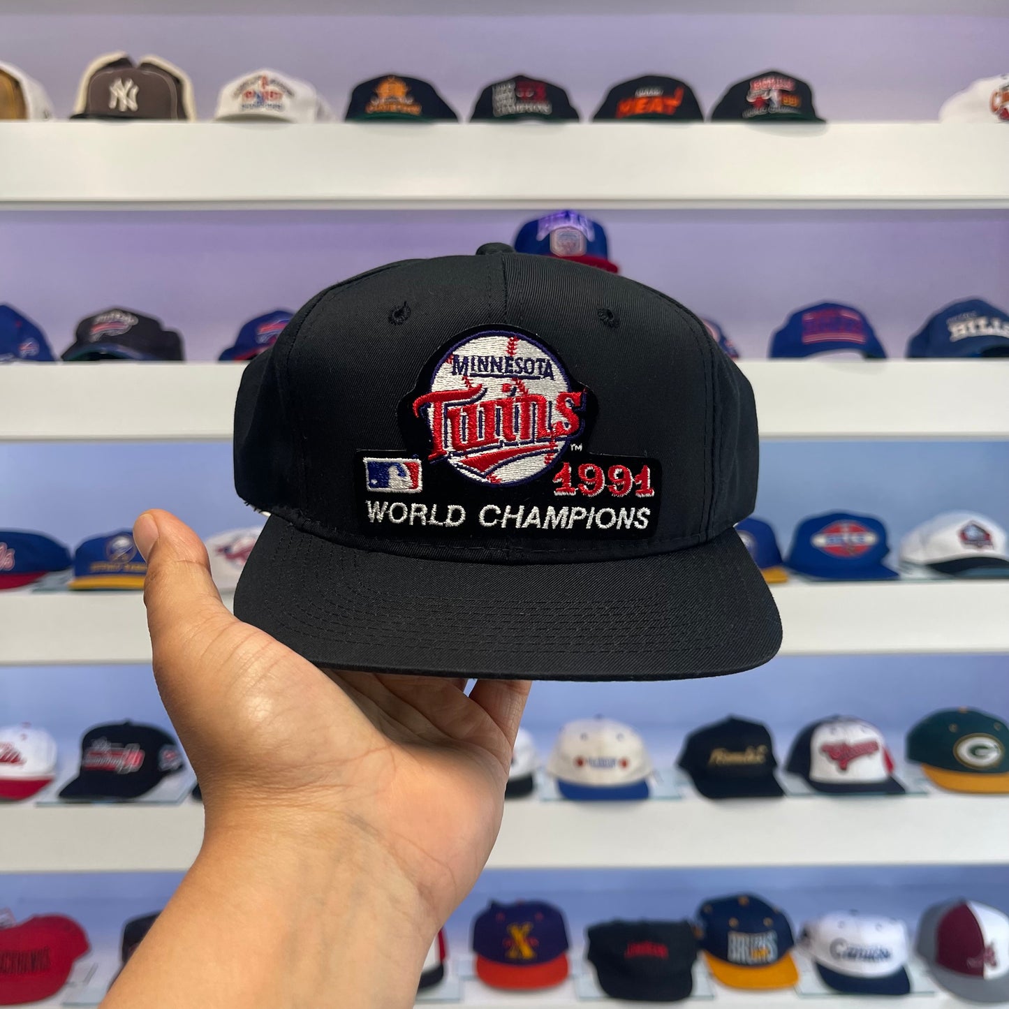 Vintage 1991 MLB Minnesota Twins World Champions Sports Specialties Twill Snap Back