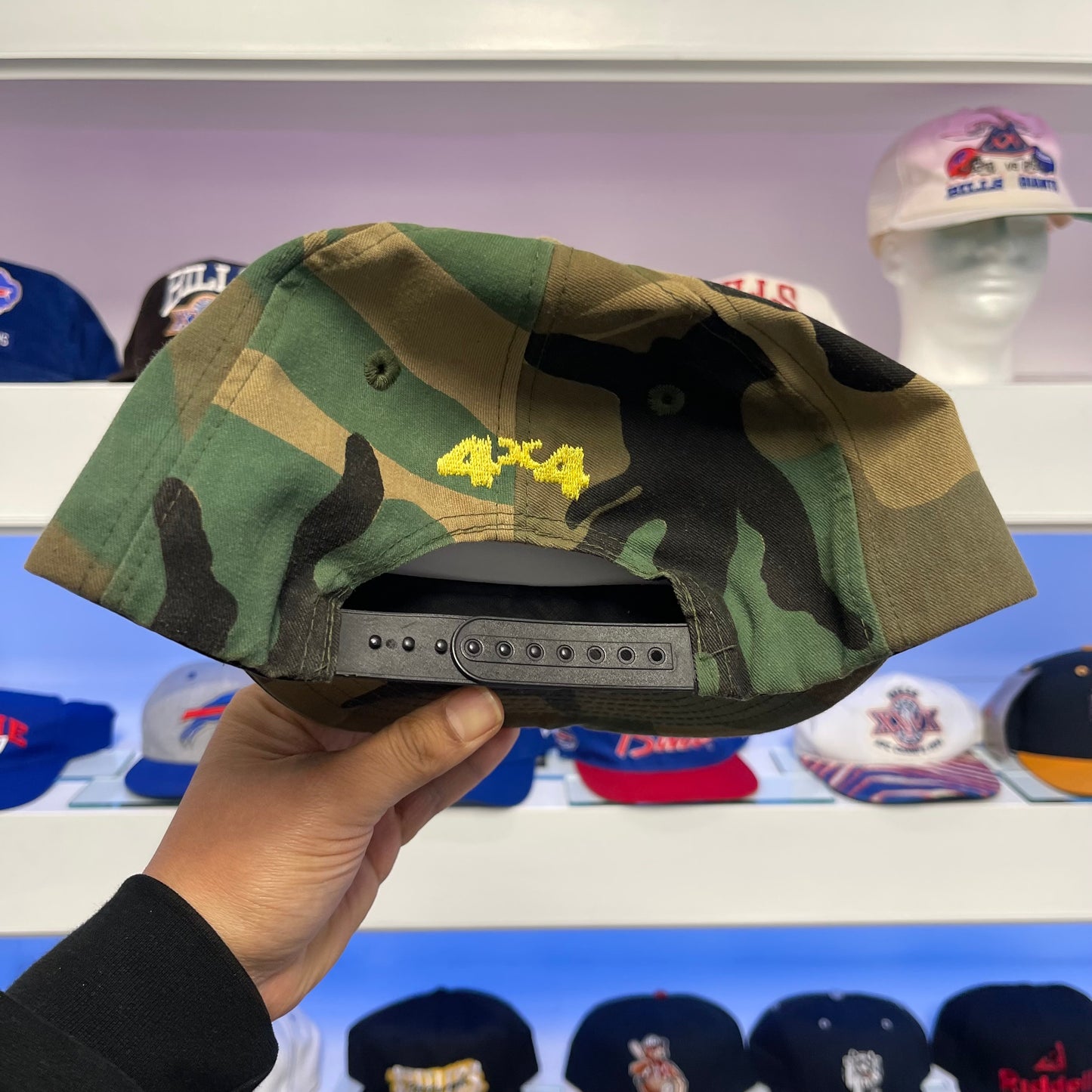 Vintage 1990s Quaker State 4x4 Camoflage Snap Back