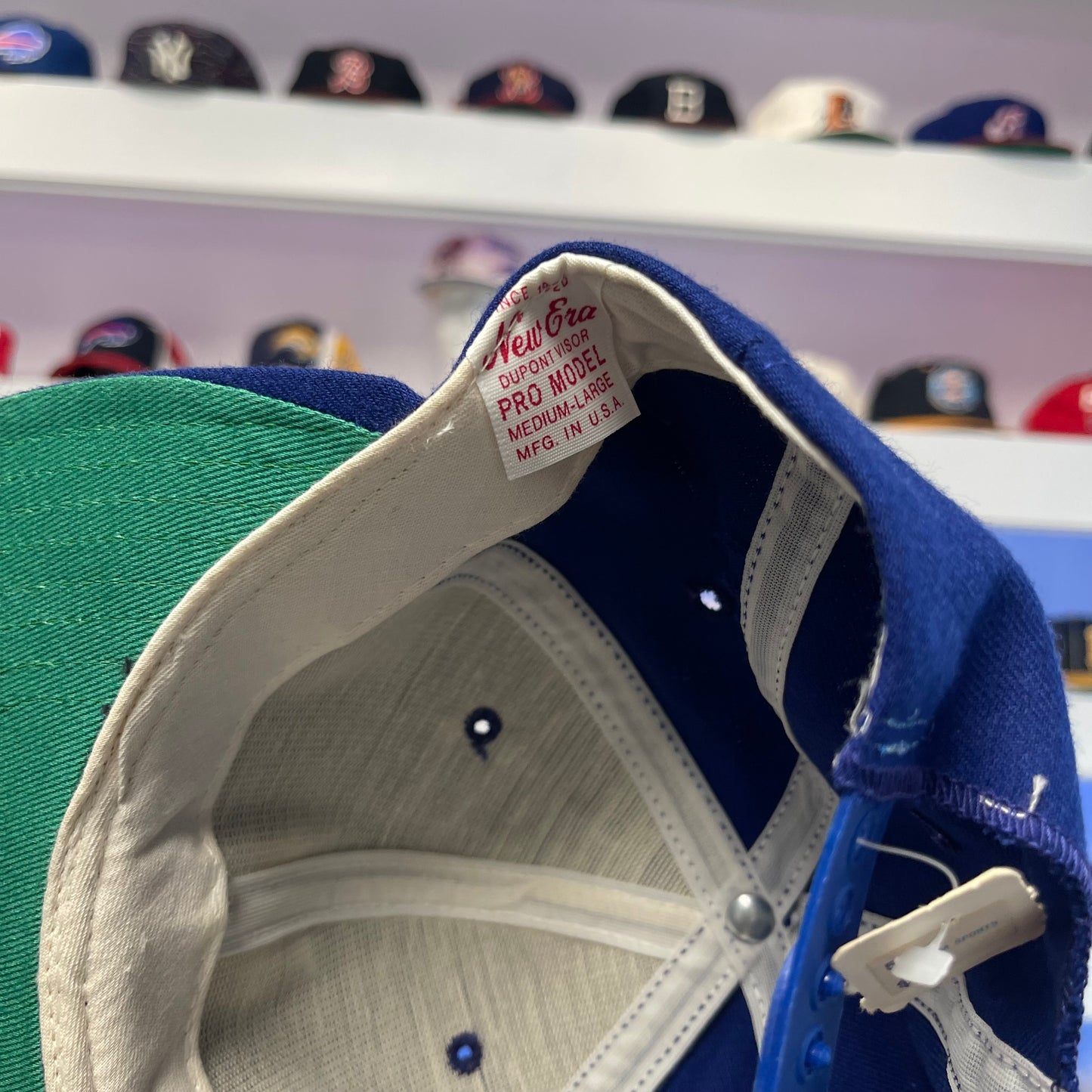 Vintage 1990s MLB Detroit Tigers Royal Wool Snap Back