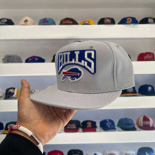 Vintage 1990s NFL Buffalo Bills Nylon Snap Back
