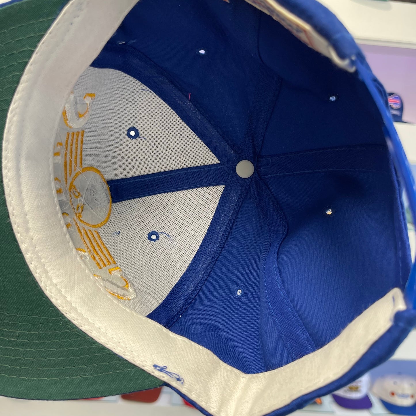 Vintage 1990s Buffalo Sabres Twill Snap Back