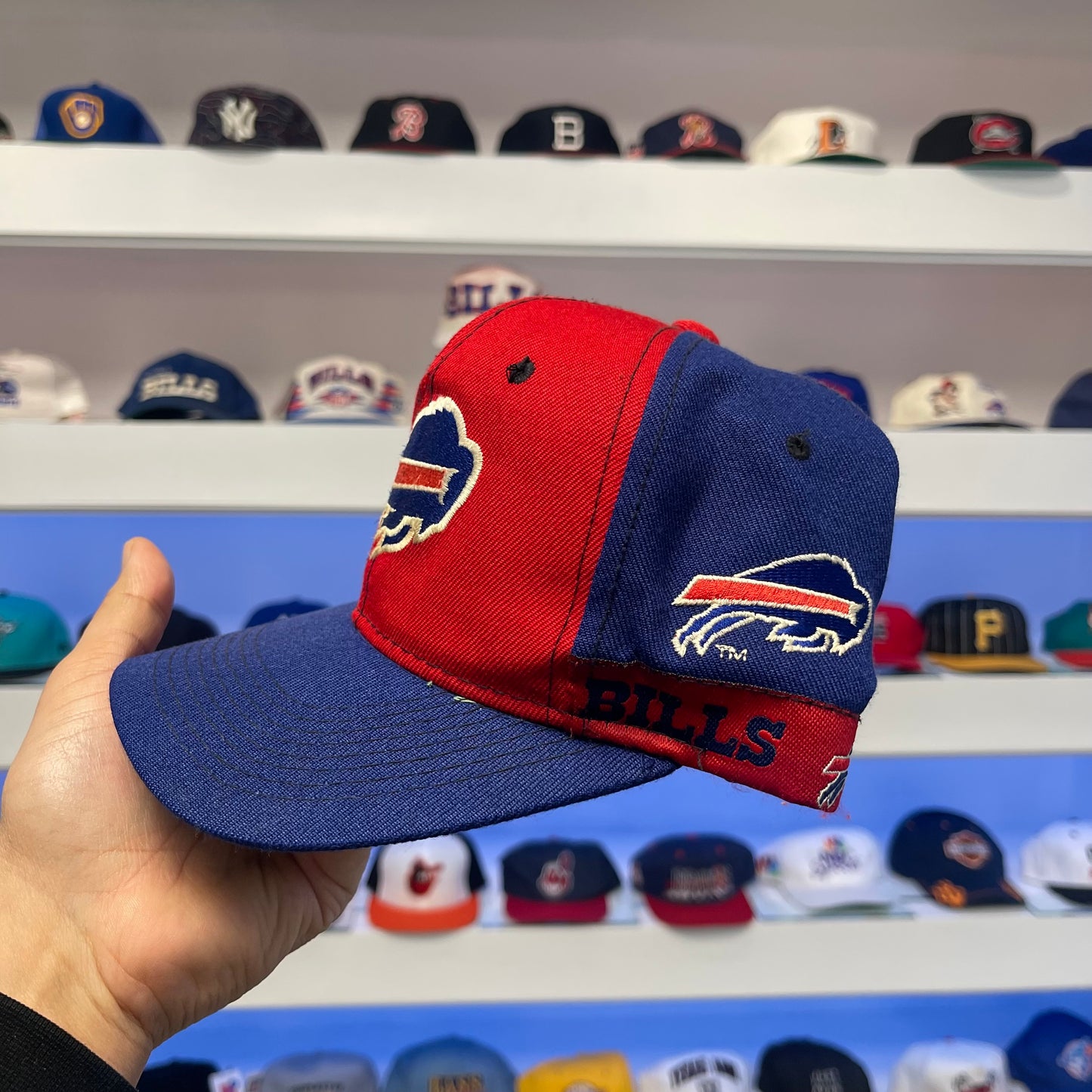 Vintage 1990s NFL Buffalo Bills Pro Player Snap Back