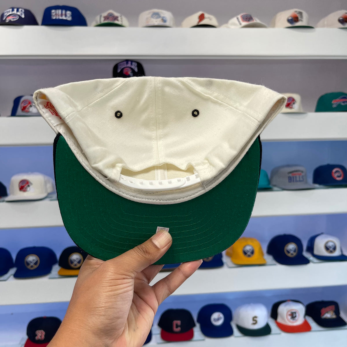 Vintage 1990s MiLB Buffalo Bisons White Dome Snap Back