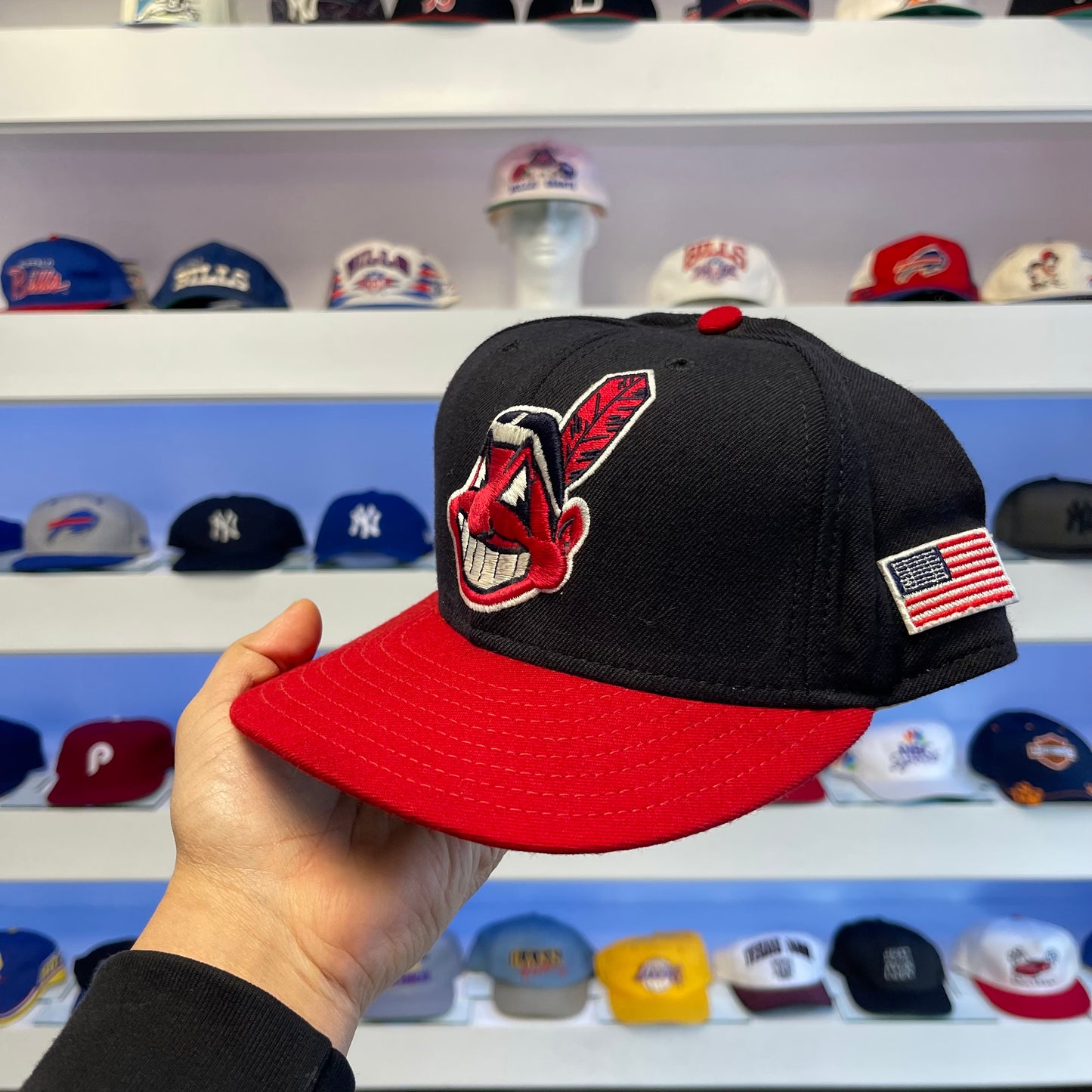 Vintage MLB Cleveland Indians Chief Wahoo Fitted Size 7 5/8