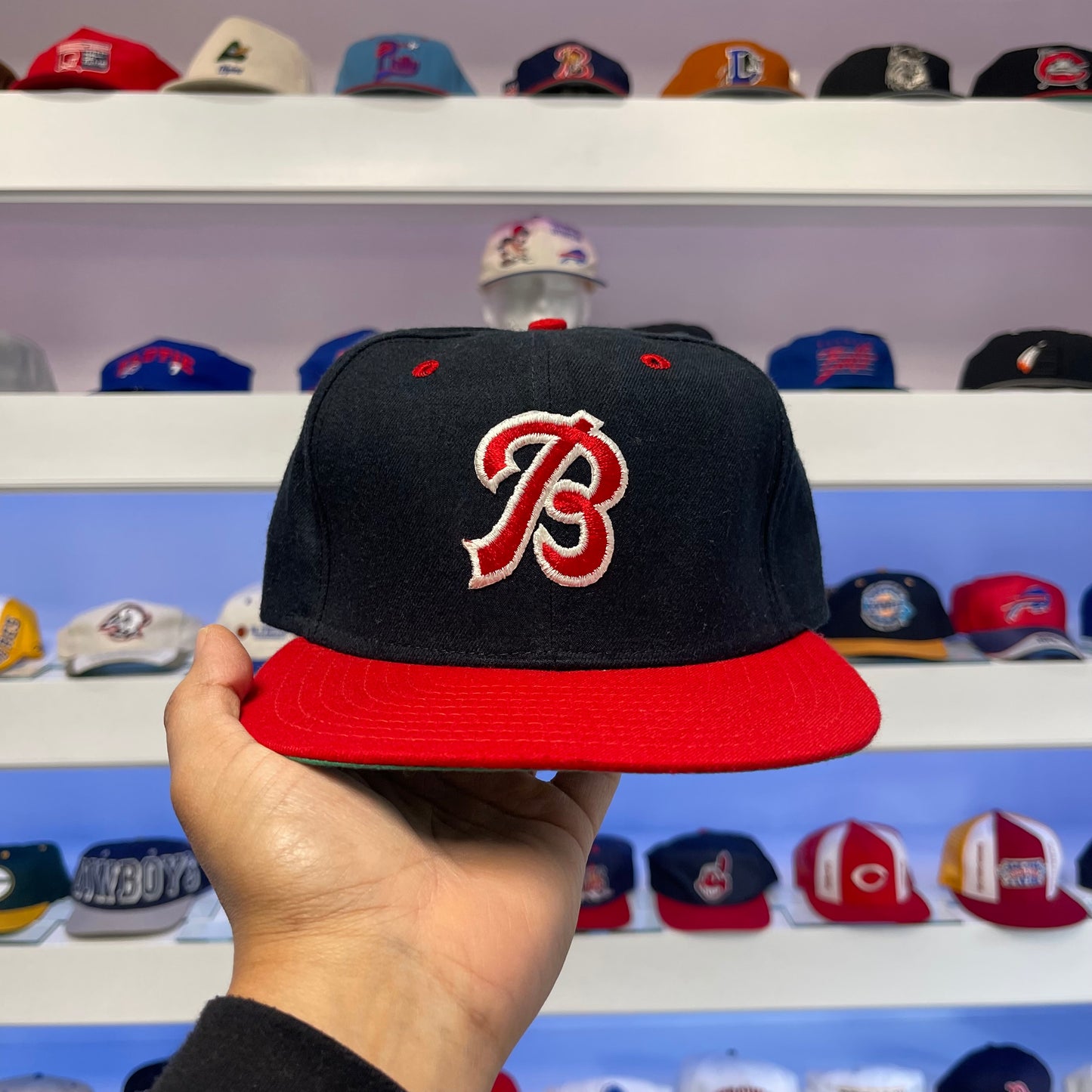 Vintage 1990s MiLB Buffalo Bisons Wool Snap Back