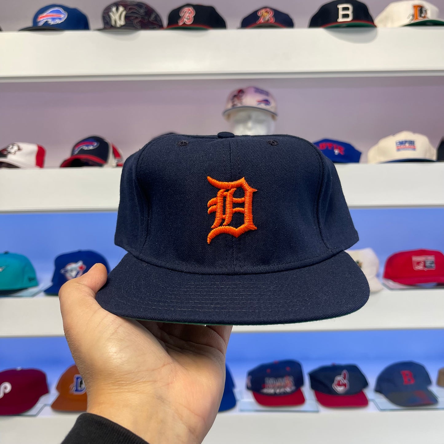 Vintage 1990s MLB Detroit Tigers Orange Logo Wool Snap Back
