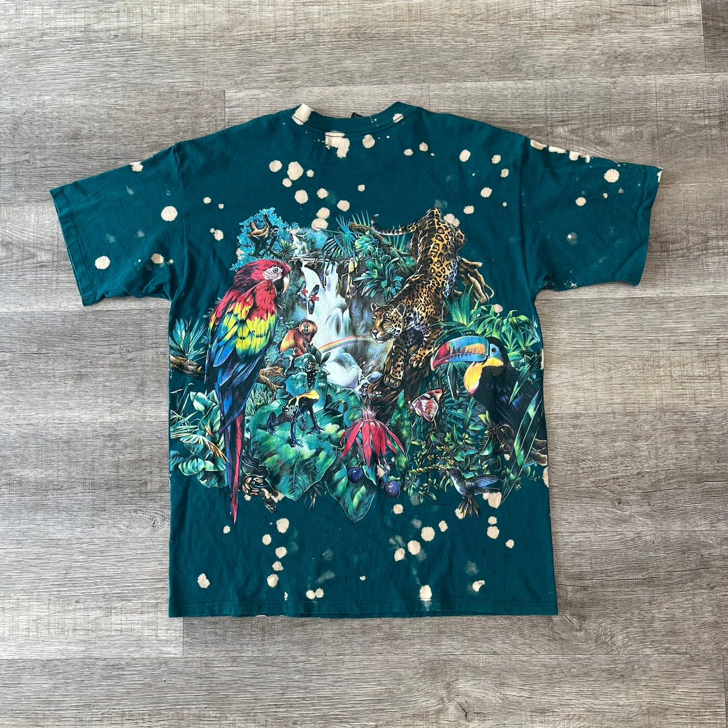 Vintage AOP Nature T Shirt Size XL