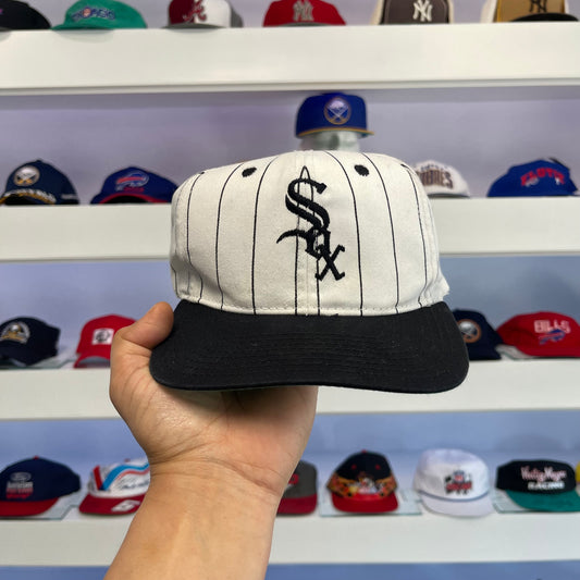 Vintage 1990s MLB Chicago Sox Pin Stripe Snap Back