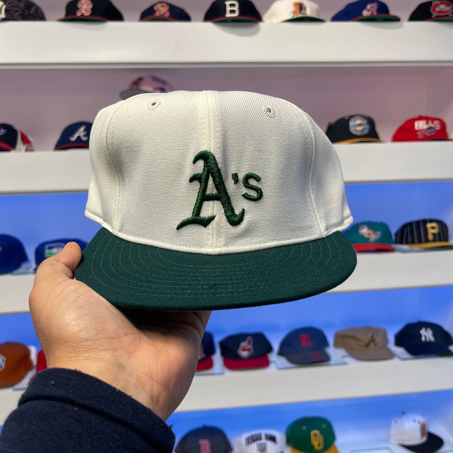 Vintage MLB Oakland Athletics Wool Fitted Size 7 1/2