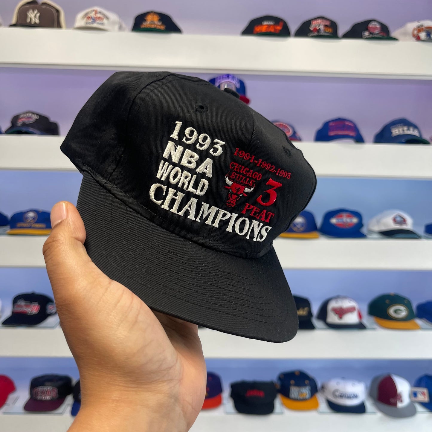 Vintage 1993 NBA Chicago Bulls 3 Peat Champions Twill Snap Back - Rare