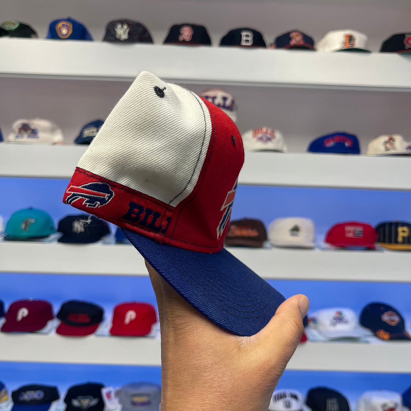 Vintage 1990s NFL Buffalo Bills Pro Player Snap Back