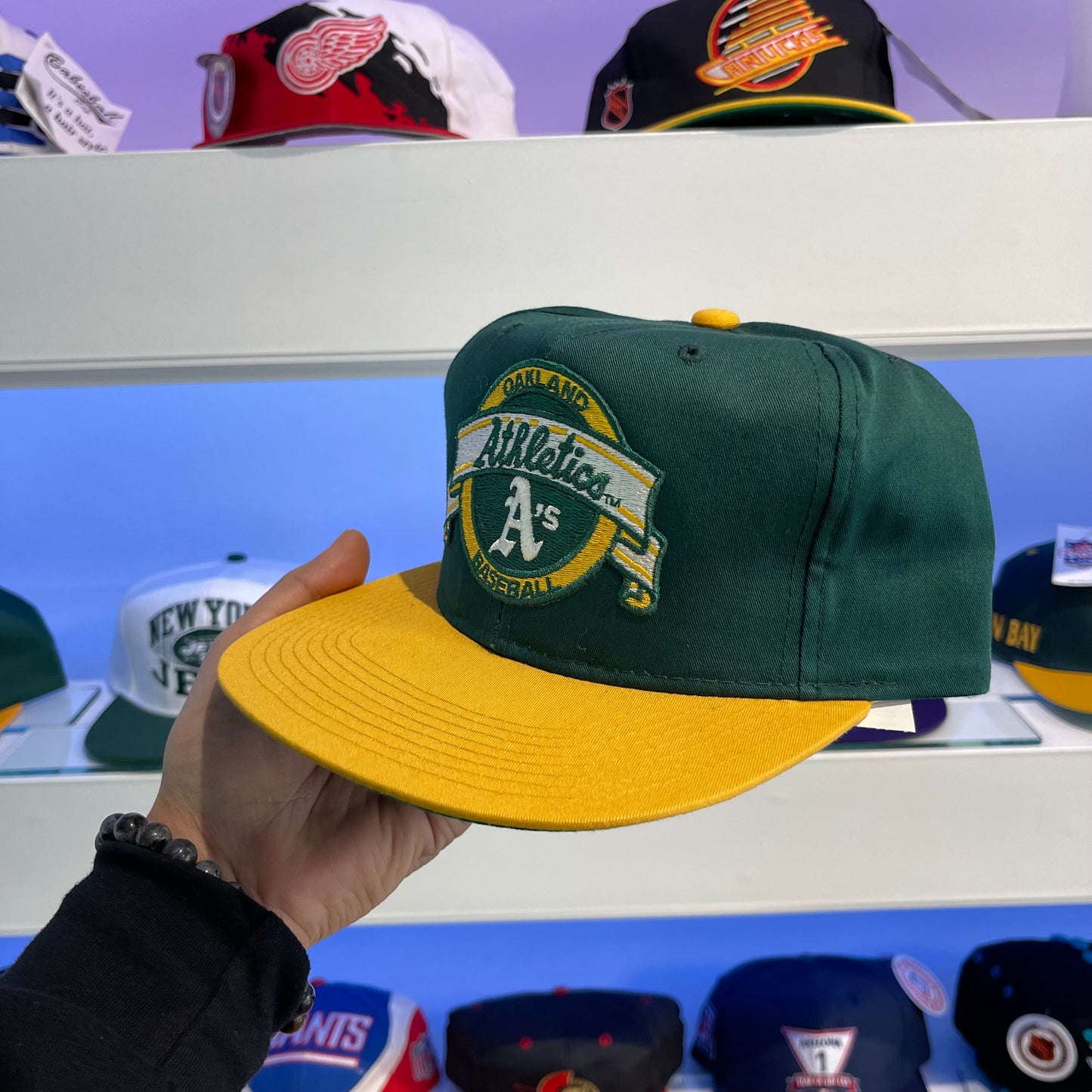 Vintage NFL Oakland Athletics New Era Twill Snap Back New