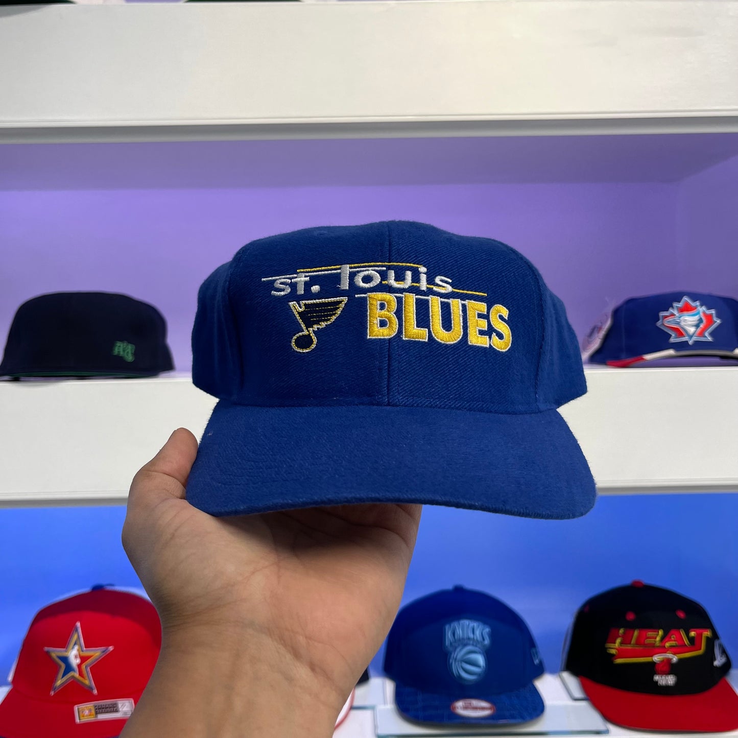 Vintage 1990s NHL St. Louis Blues Snap Back