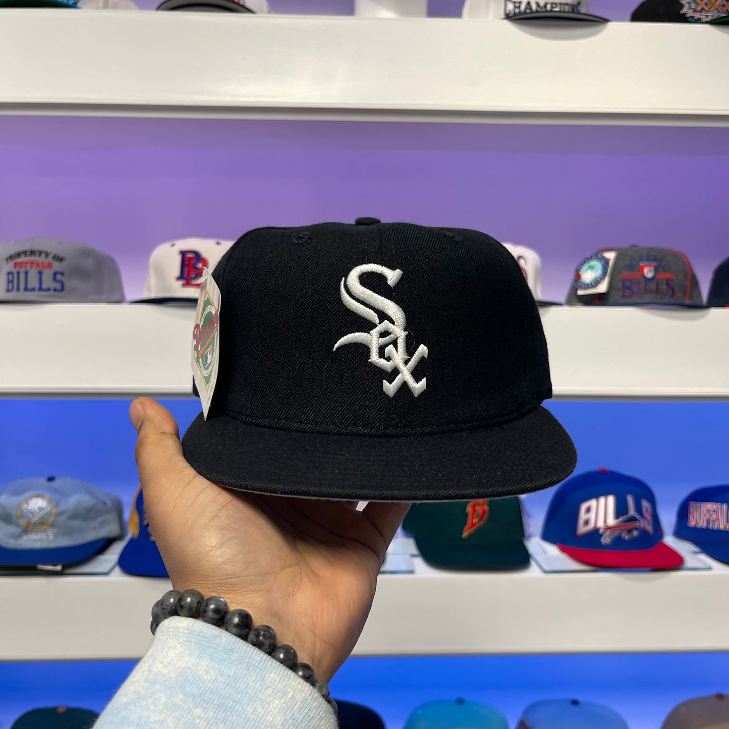 Vintage MLB Chicago White Sox Made in USA Diamond Collection New Era Wool Fitted 7 1/4