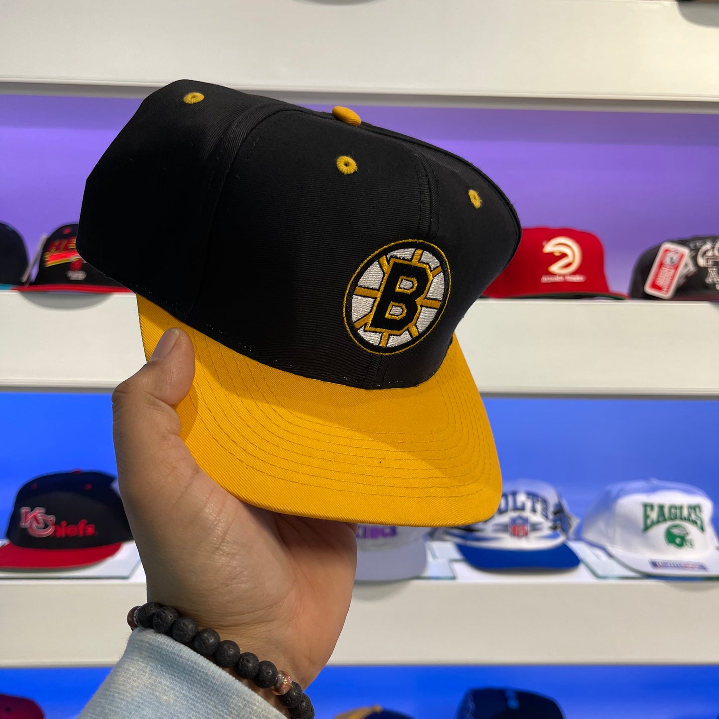 Vintage NHL 1990s Boston Bruins Snap Back Dead Stock New