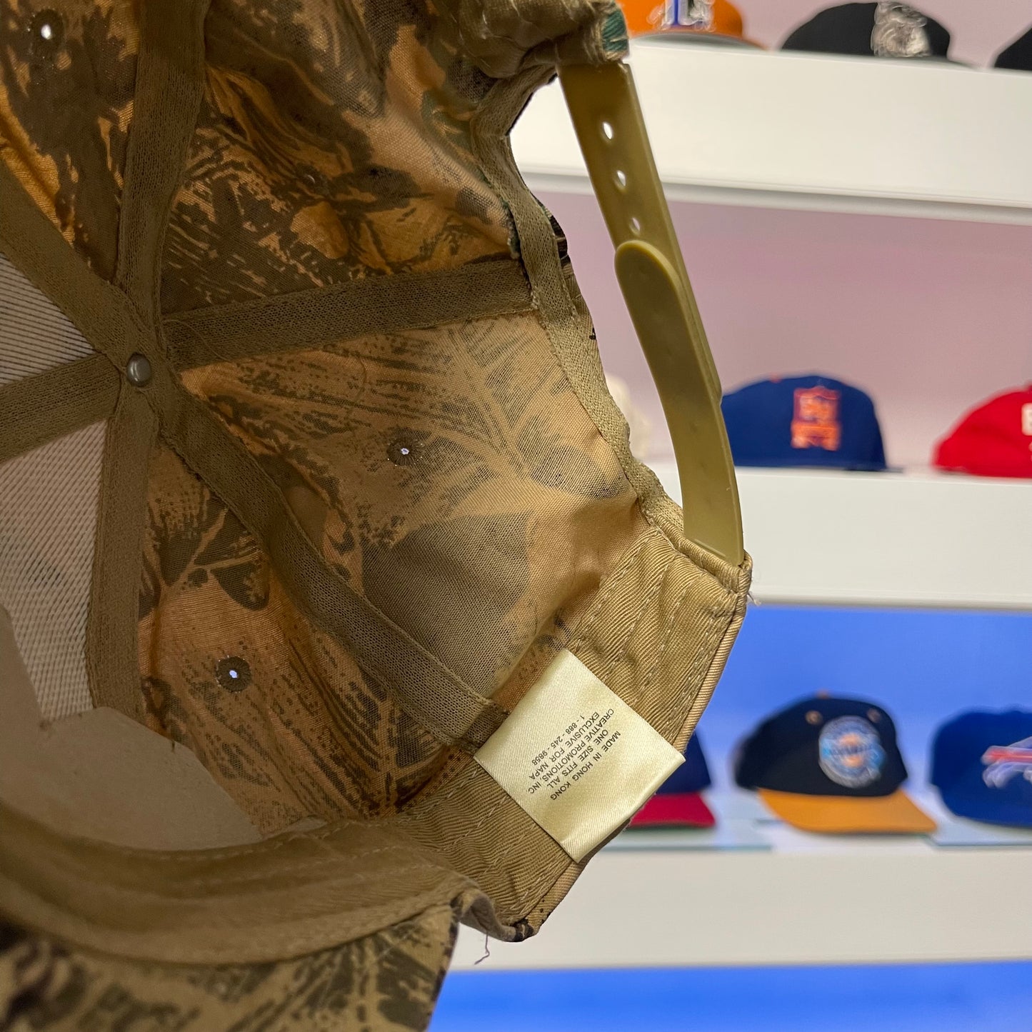 Vintage 1990s NAPA Camo Snap Back