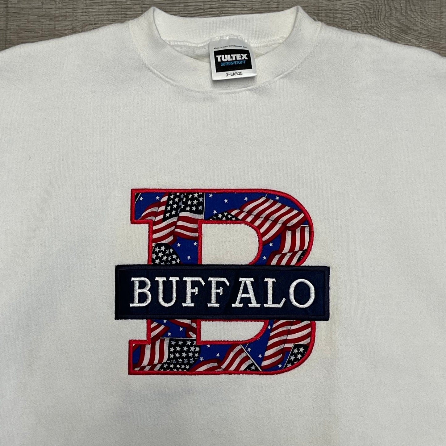 Vintage 1990s Buffalo Sweatshirt Crew Neck XL