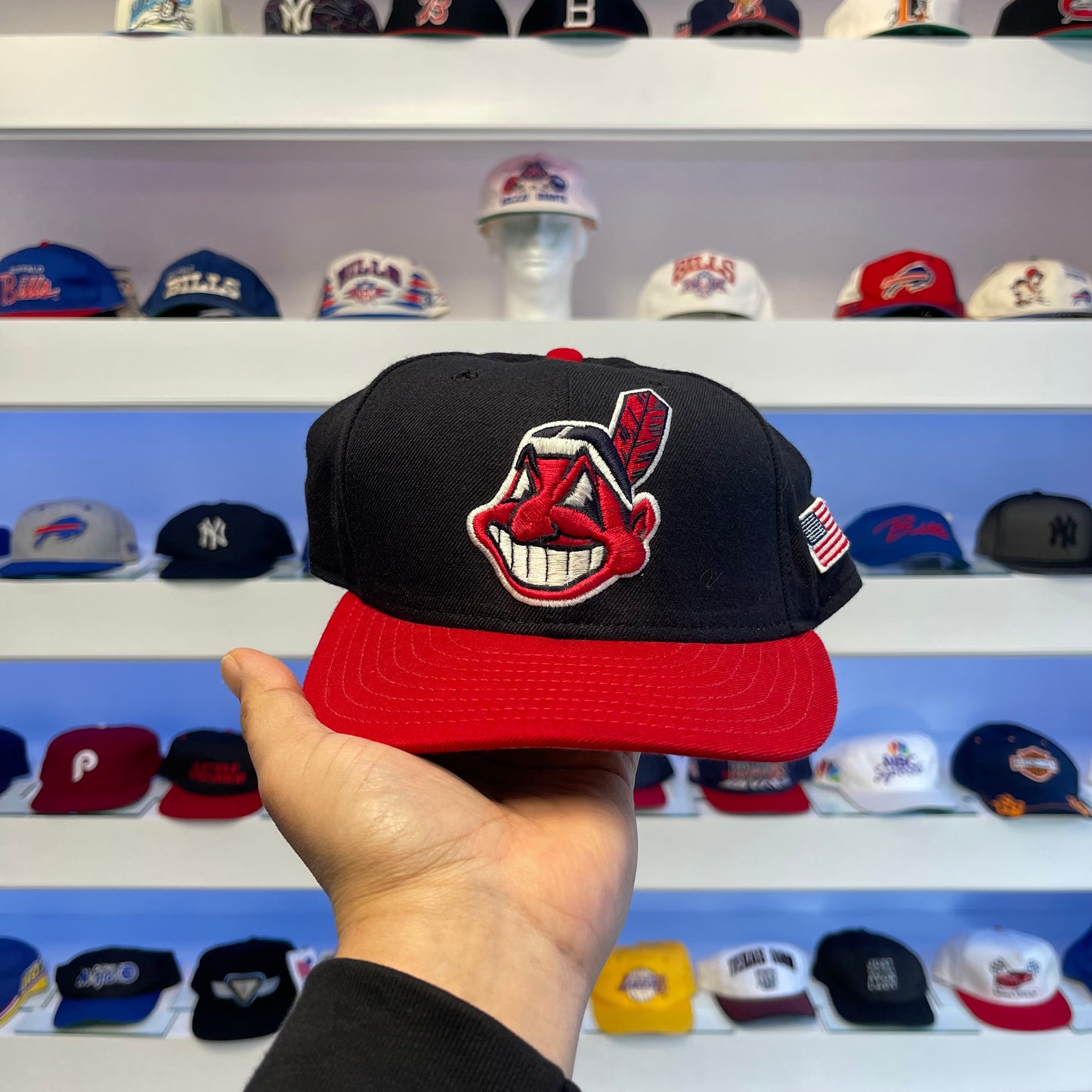 Vintage MLB Cleveland Indians Chief Wahoo Fitted Size 7 5/8