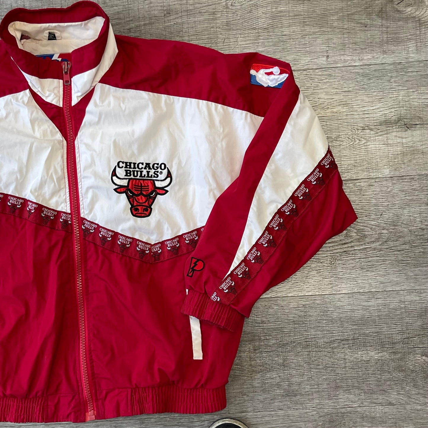 Vintage 1990s Chicago Bulls Pro Player Jacket Size Small Medium