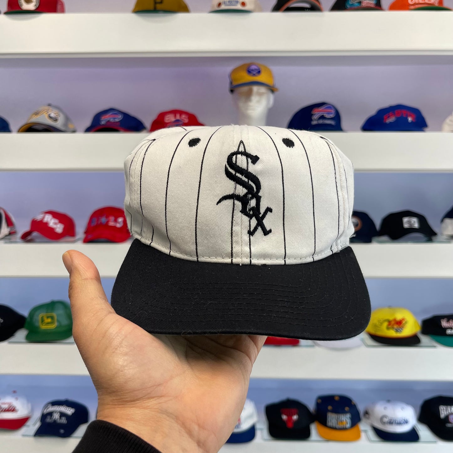 Vintage 1990s MLB Chicago White Sox Pin Stripe Snap Back