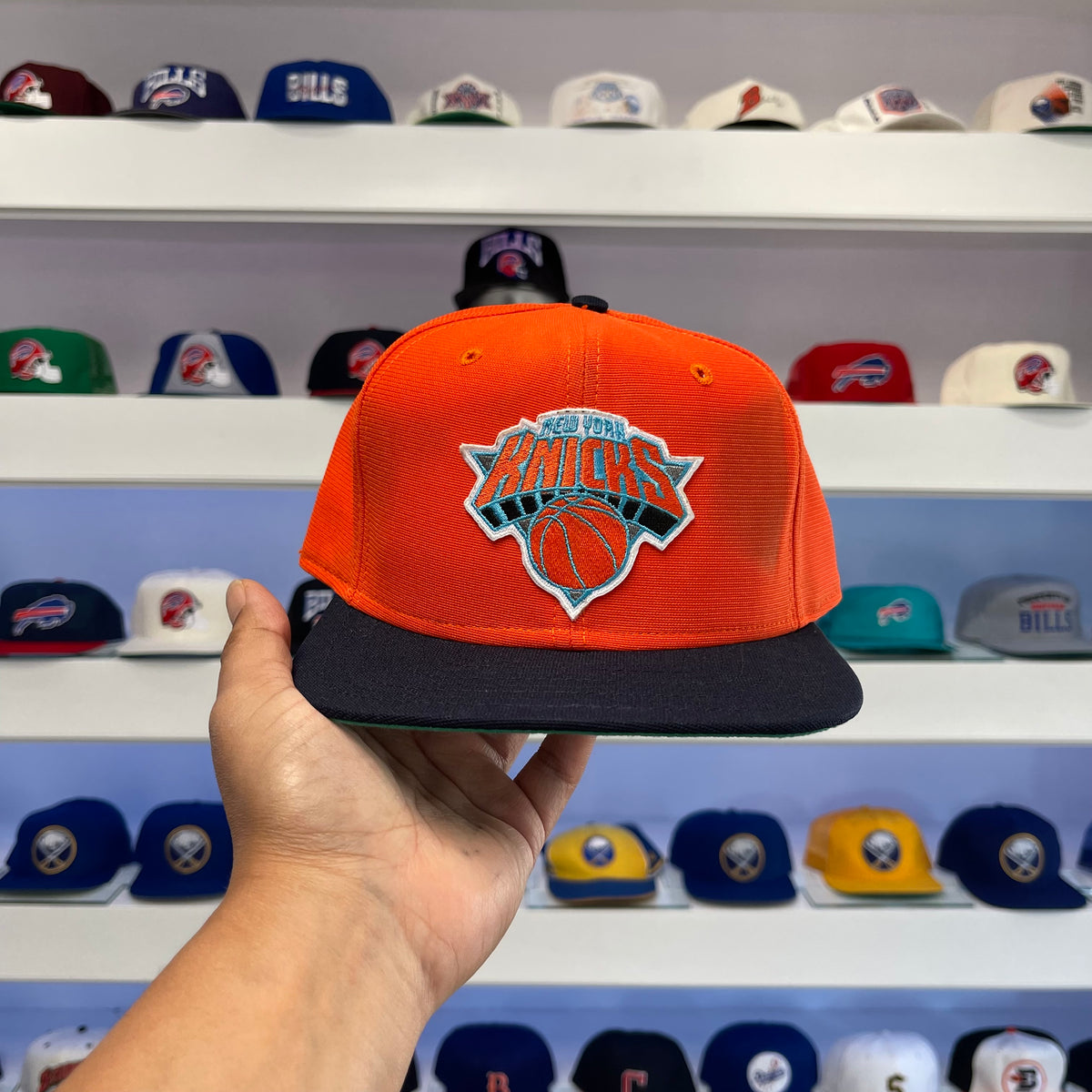 Vintage 1990s NBA New York Knicks Nylon Snap Back