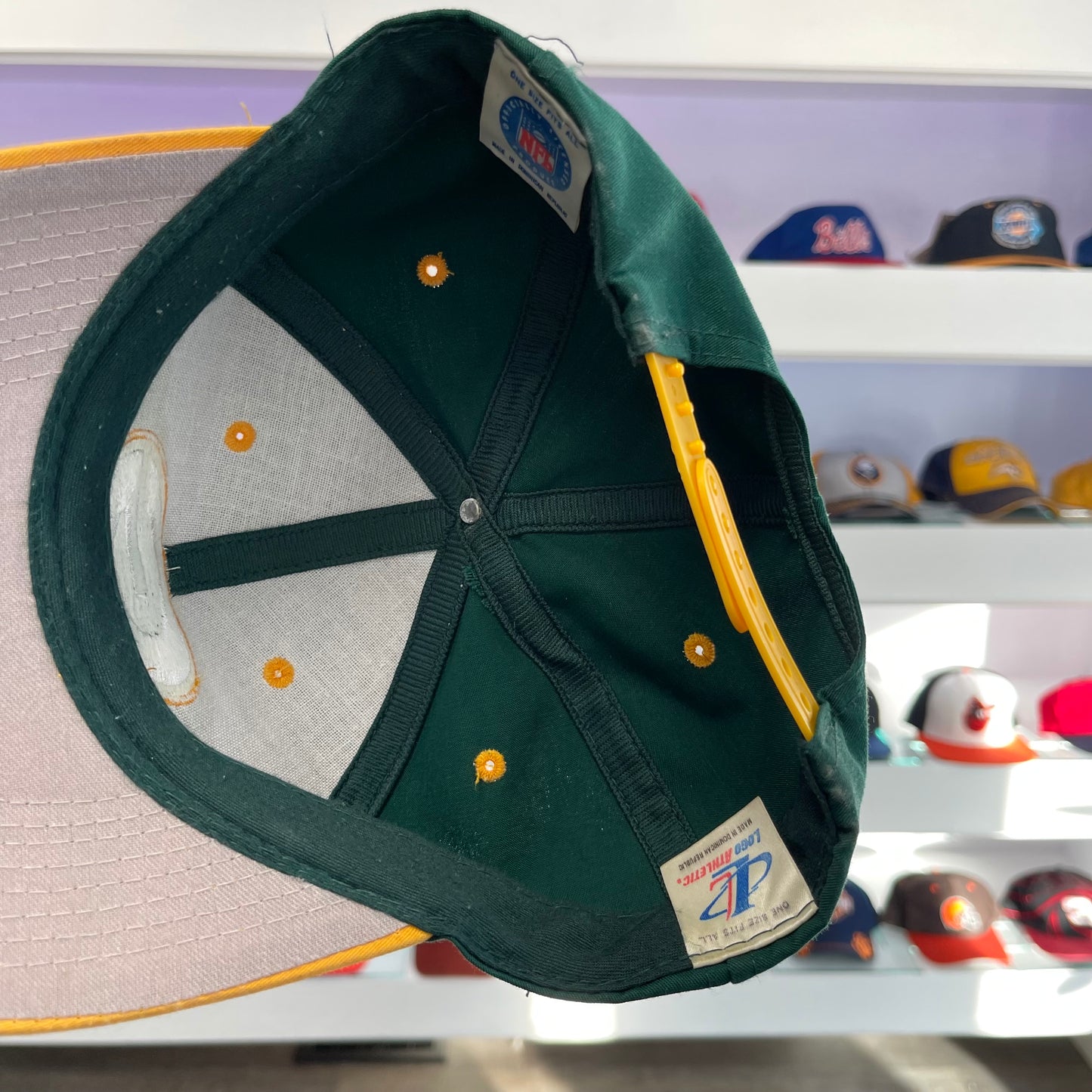 Vintage 1990s NFL Green Bay Packers Twill Snap Back